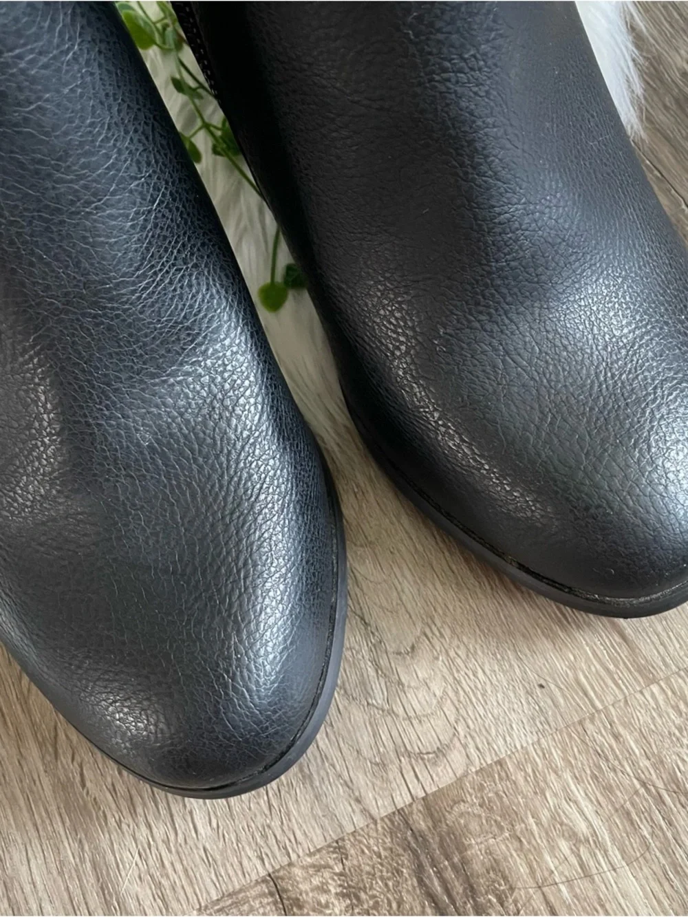Torrid Side Zip Heel Bootie Ankle Boot Size 10.5 WW